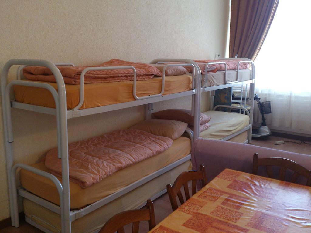 Hebergement Du Pod La Chaux De Fonds Phòng bức ảnh